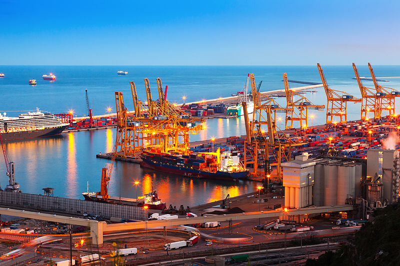 Файл:Industrial-port-de-barcelona-evening.jpg