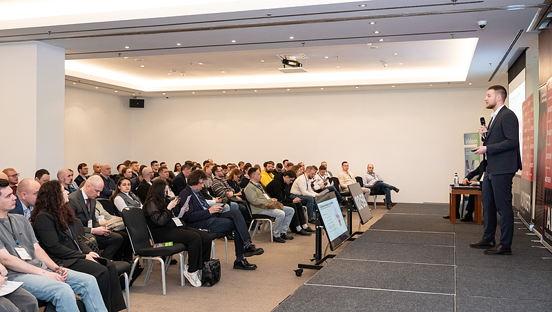 Файл:Фото 0.IT Retail Day 2025.jpg